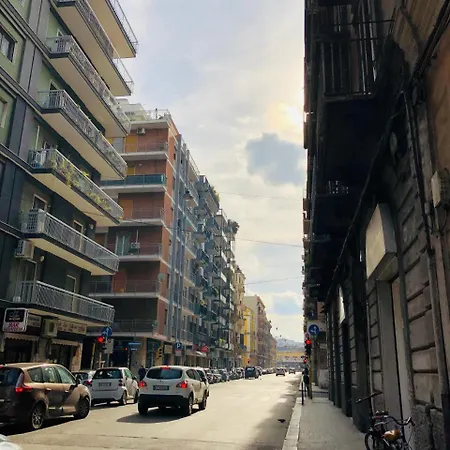 Baricityhouse * 巴里